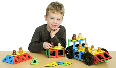 Магнитный набор "Конструируем транспорт" с колесами