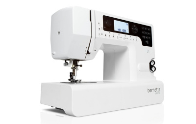 Швейно-вышивальная машина BERNETTE CHICAGO 7