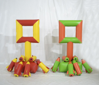 Надувной аттракцион Бомбардиры