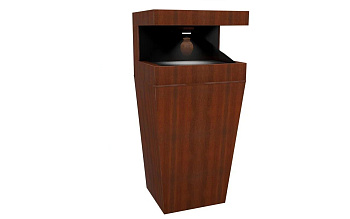 Напольная 3D пирамида с тремя проекциями