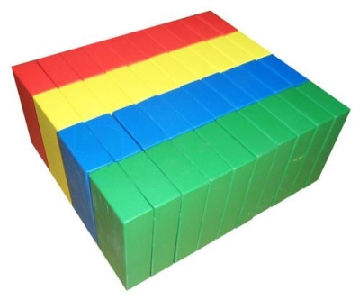 Настольный конструктор из дерева Цветные кирпичики (40 элементов)