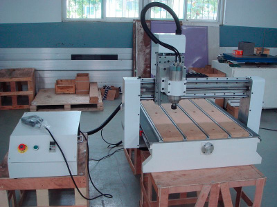 Фрезерно-гравировальный станок Advercut K6090T