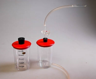 Прибор комбинированный (аспиратор и прибор для определения состава воздуха)