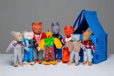 Театр Зимовье с домиком