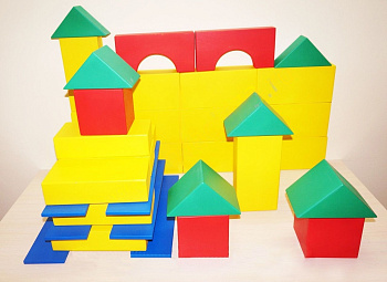 Напольный конструктор из дерева Строитель (51 элемент)