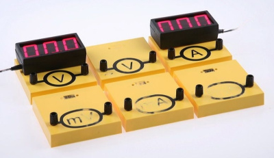 Комплект цифровых измерителей тока и напряжения